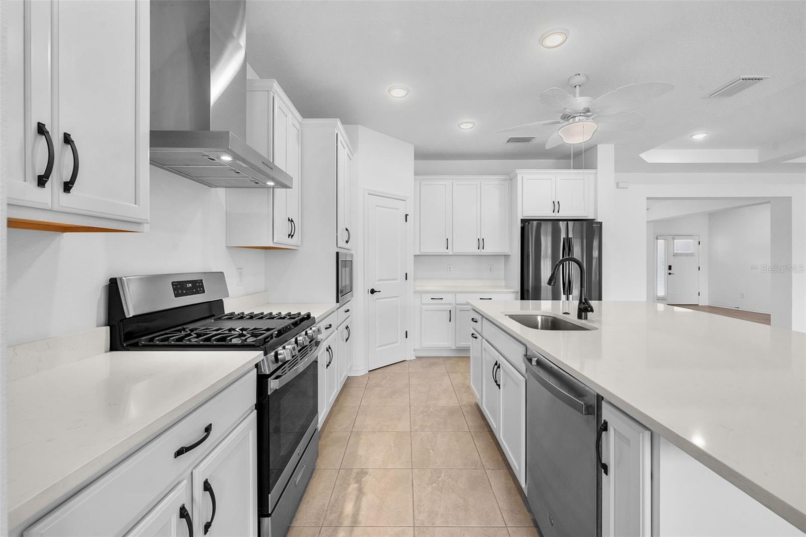 Image 18 of 60 For 19819 Tattnall Way