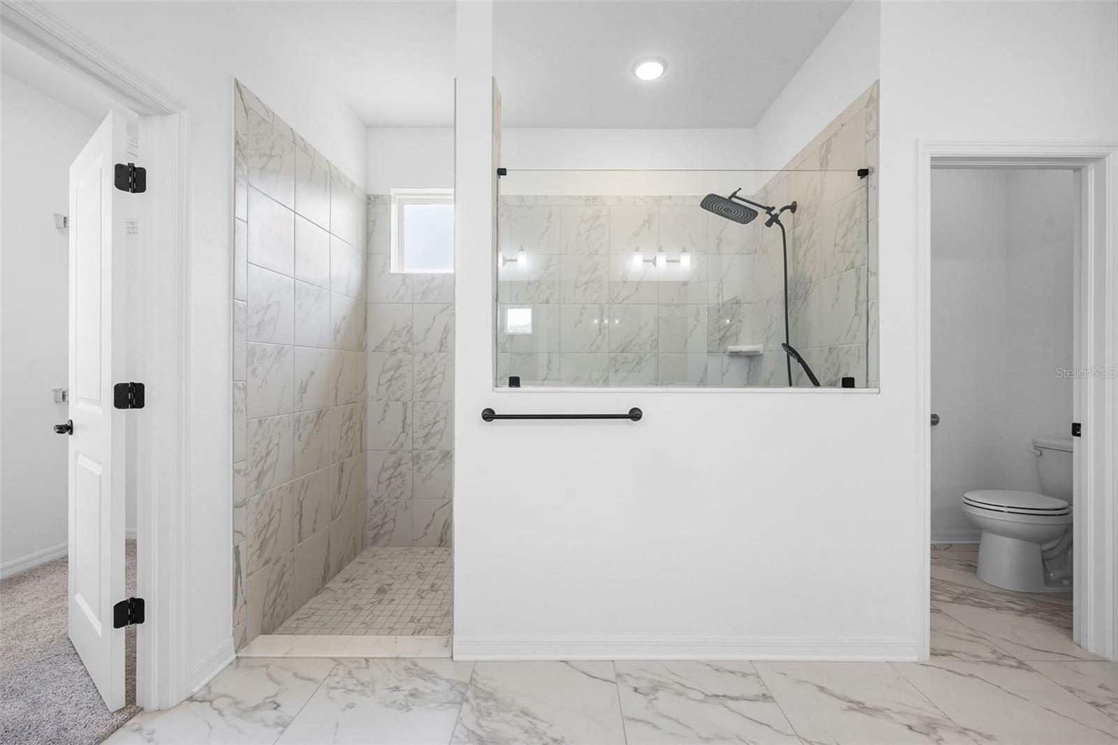 Image 38 of 60 For 19819 Tattnall Way