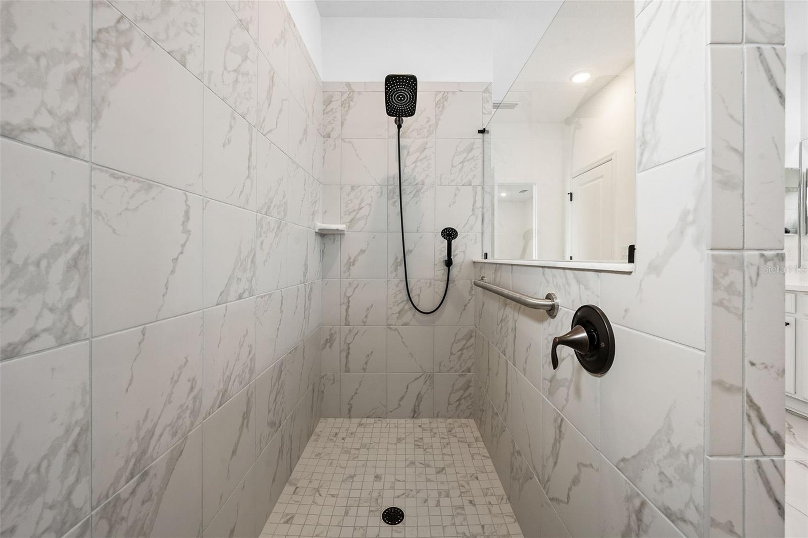 Image 44 of 60 For 19819 Tattnall Way