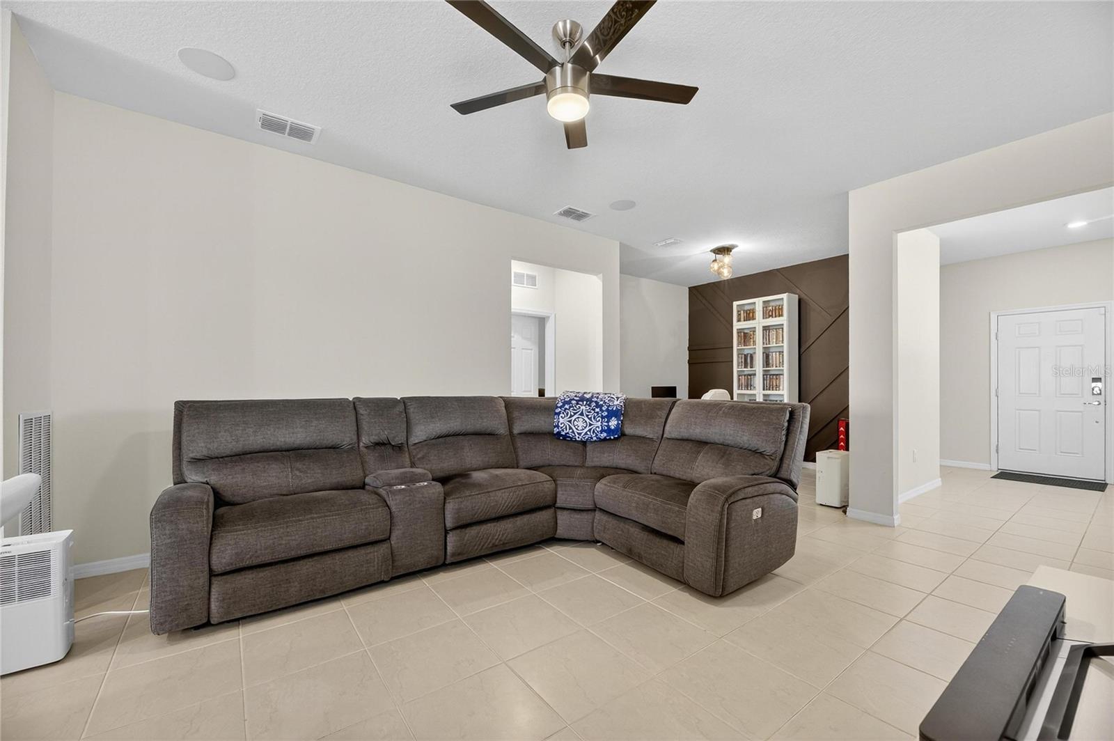 Image 8 of 44 For 11414 Green Harvest Drive