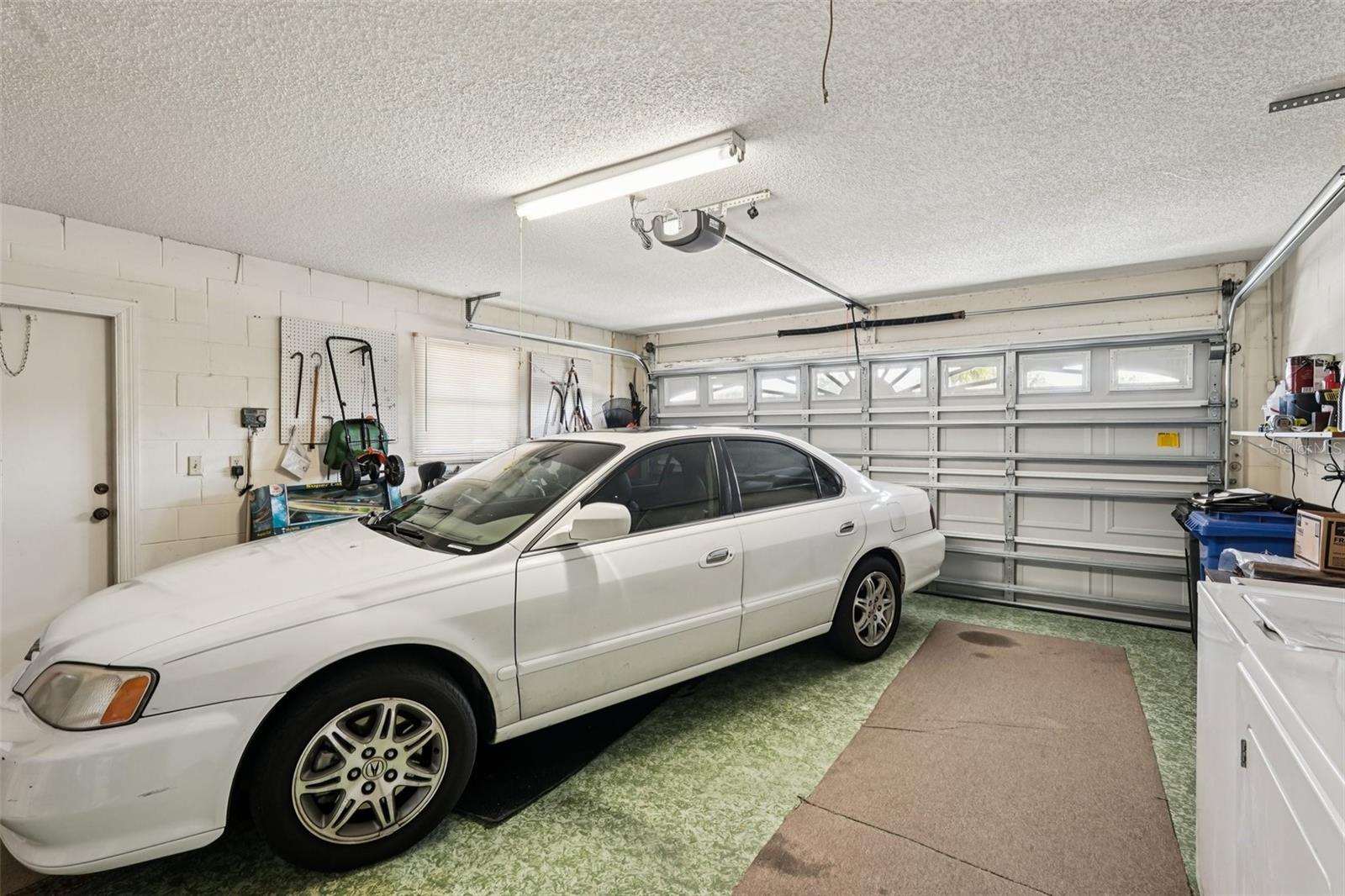 Image 31 of 55 For 1805 New Bedford Drive