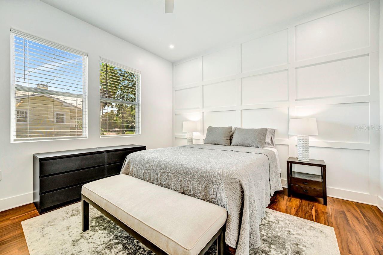 Image 27 of 42 For 2318 9th Avenue