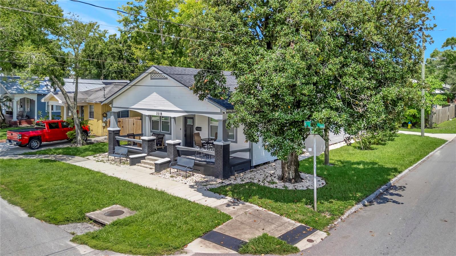 Image 3 of 42 For 2318 9th Avenue