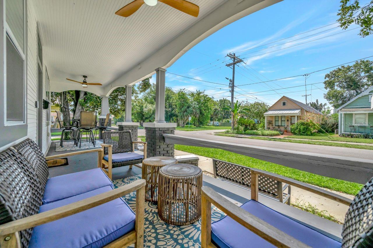 Image 5 of 42 For 2318 9th Avenue