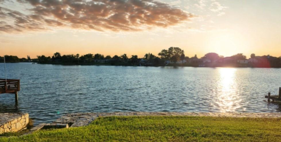 Image 12 of 24 For 9709 Lakeside Lane