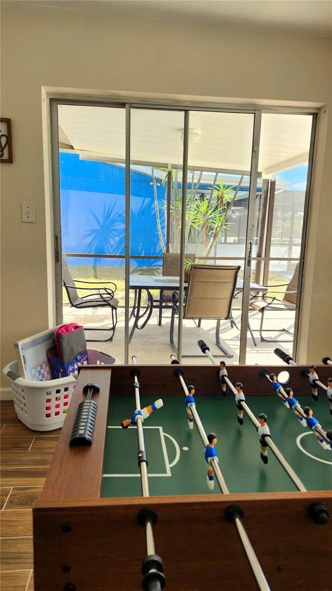 Image 17 of 24 For 9709 Lakeside Lane