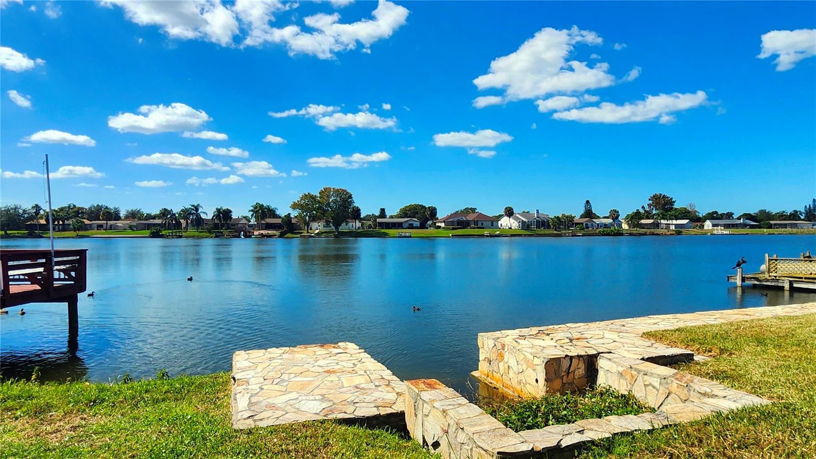 Image 3 of 24 For 9709 Lakeside Lane