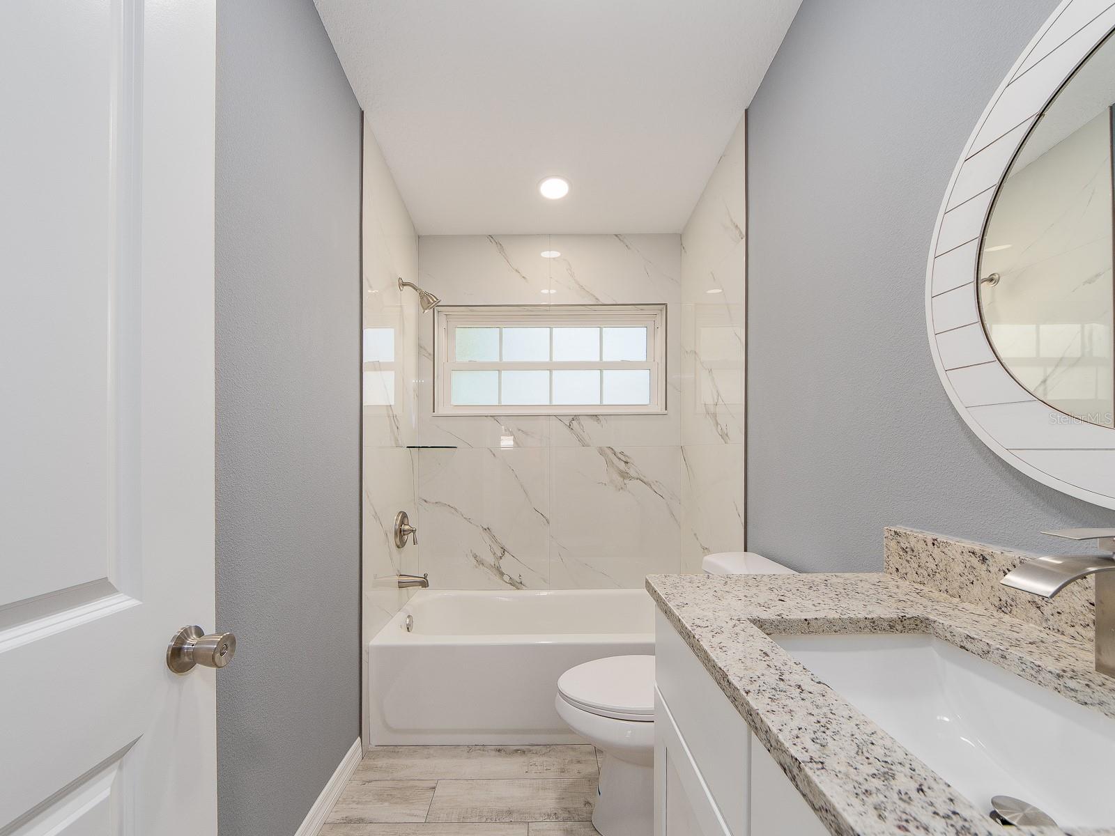 Image 24 of 29 For 1596 Evergreen Avenue