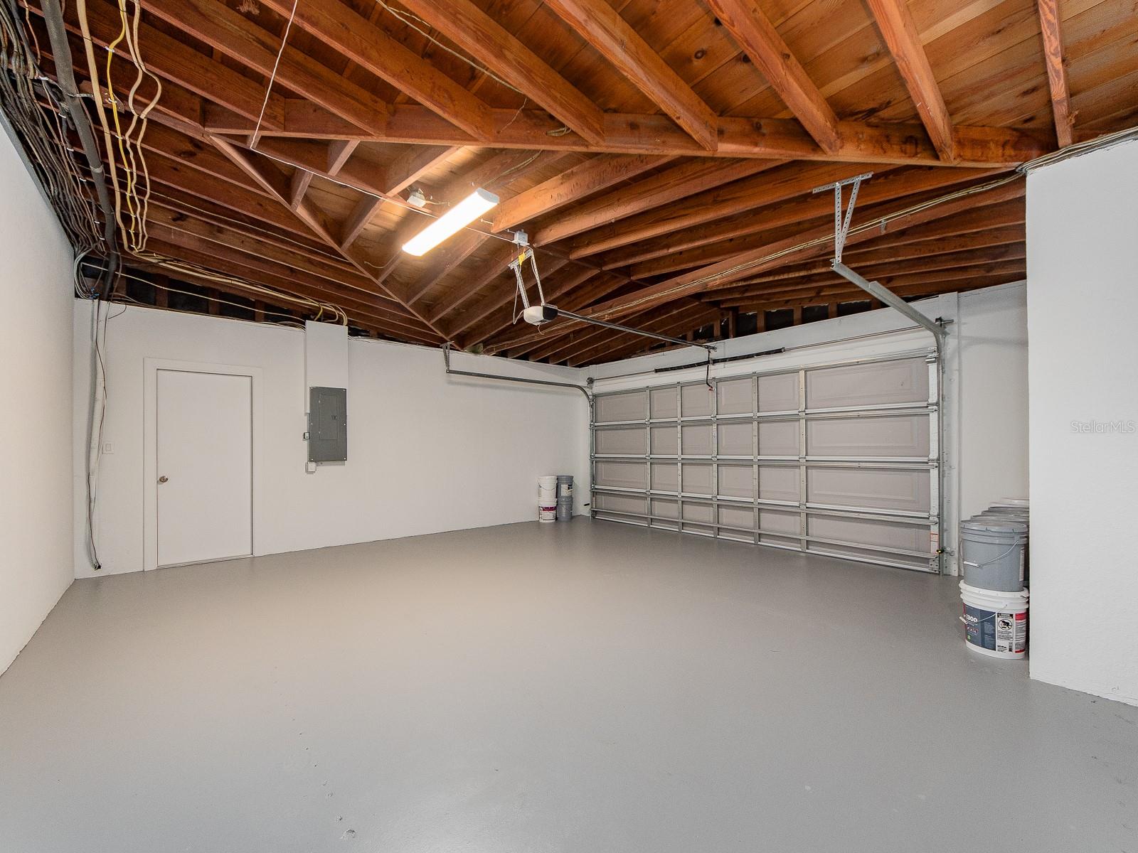 Image 27 of 29 For 1596 Evergreen Avenue