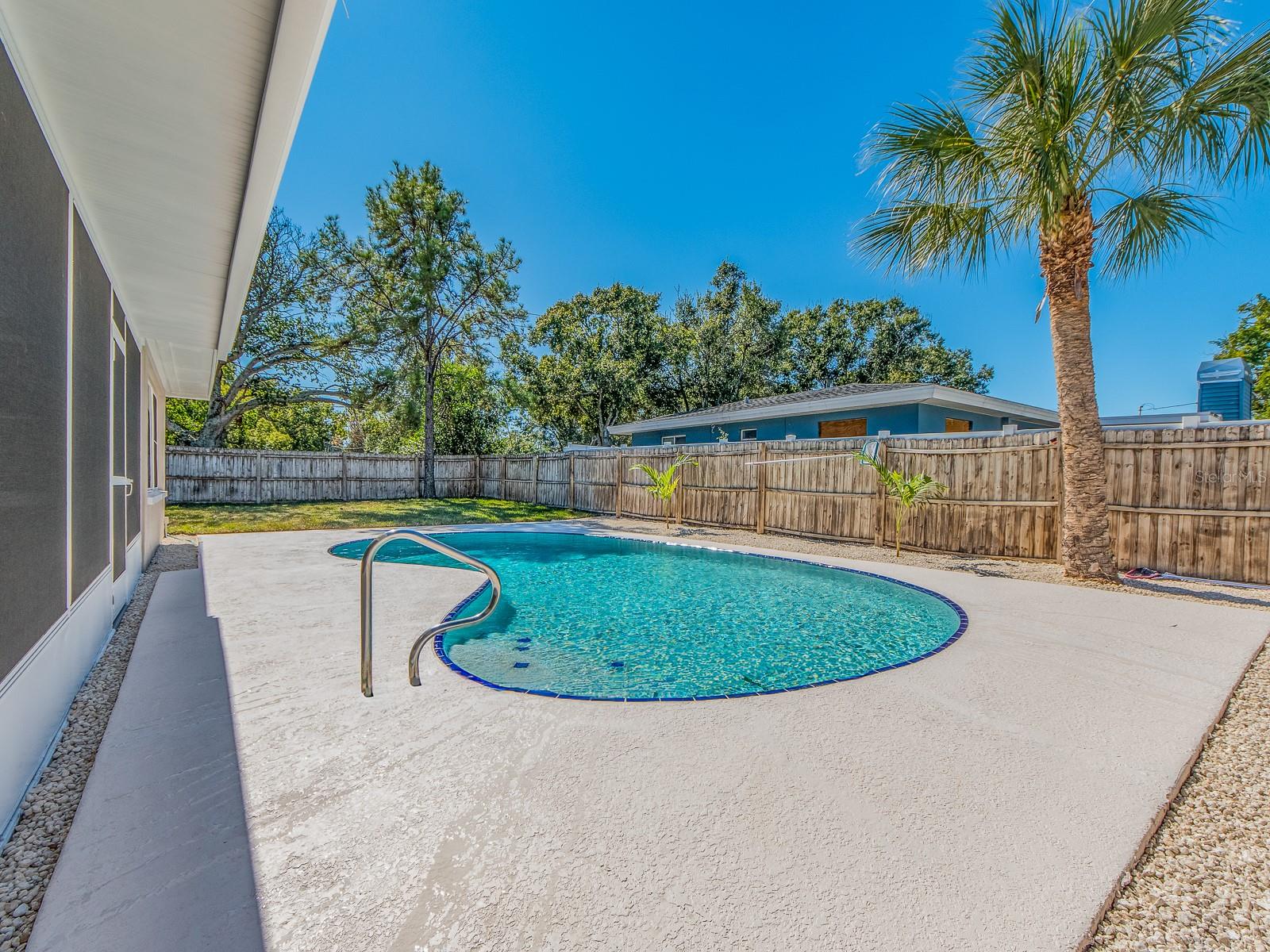 Image 29 of 29 For 1596 Evergreen Avenue