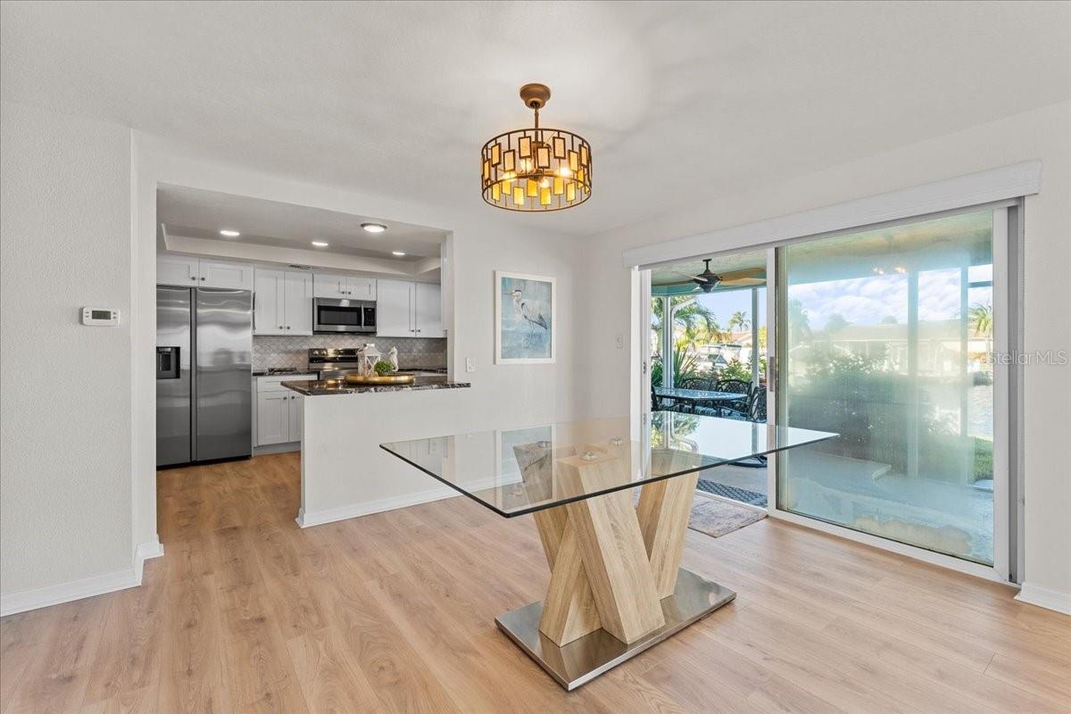 Image 12 of 76 For 5028 Ensign Loop