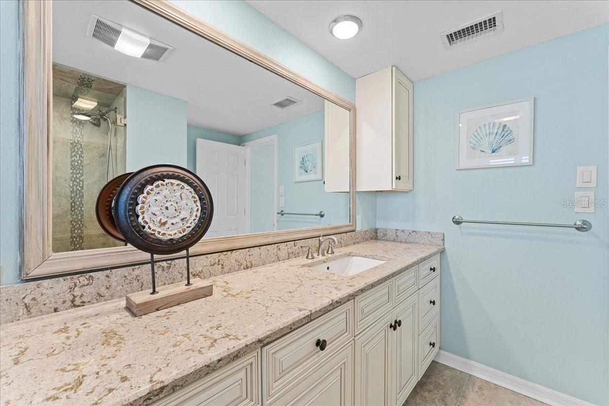 Image 26 of 76 For 5028 Ensign Loop