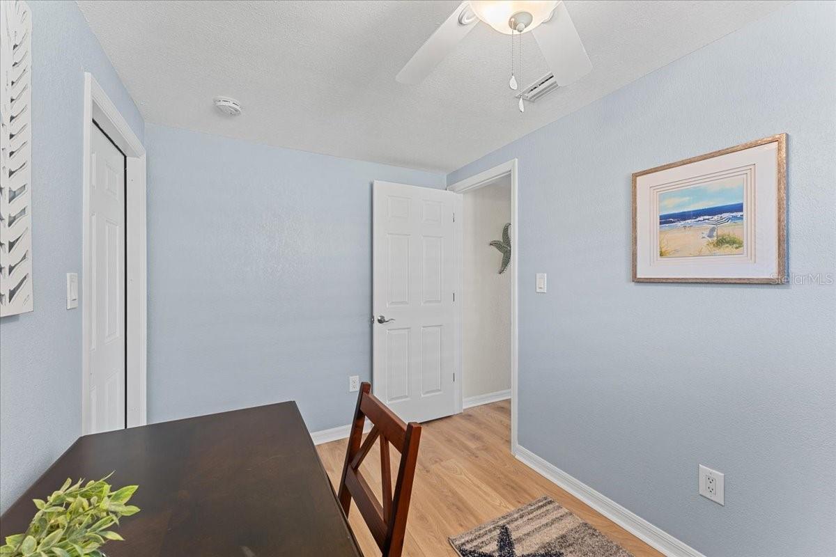 Image 32 of 76 For 5028 Ensign Loop