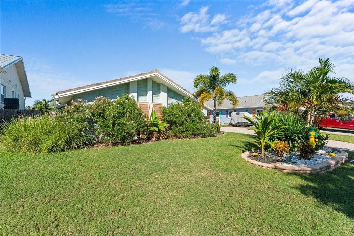 Image 5 of 76 For 5028 Ensign Loop