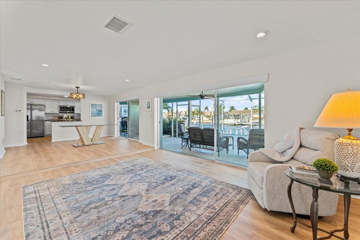 Image 9 of 76 For 5028 Ensign Loop