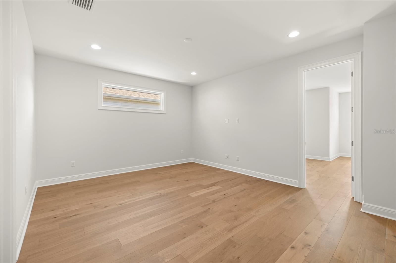 Image 22 of 35 For 4605 San Jose Street