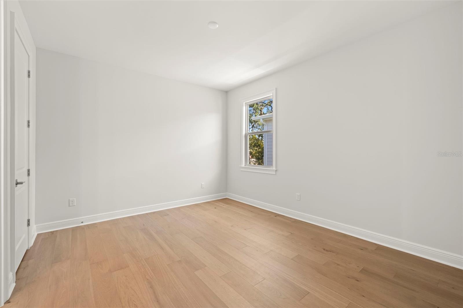 Image 27 of 35 For 4605 San Jose Street