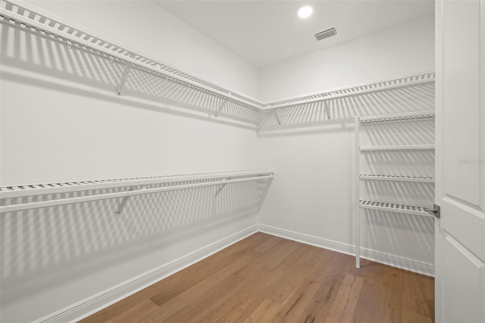 Image 33 of 35 For 4605 San Jose Street