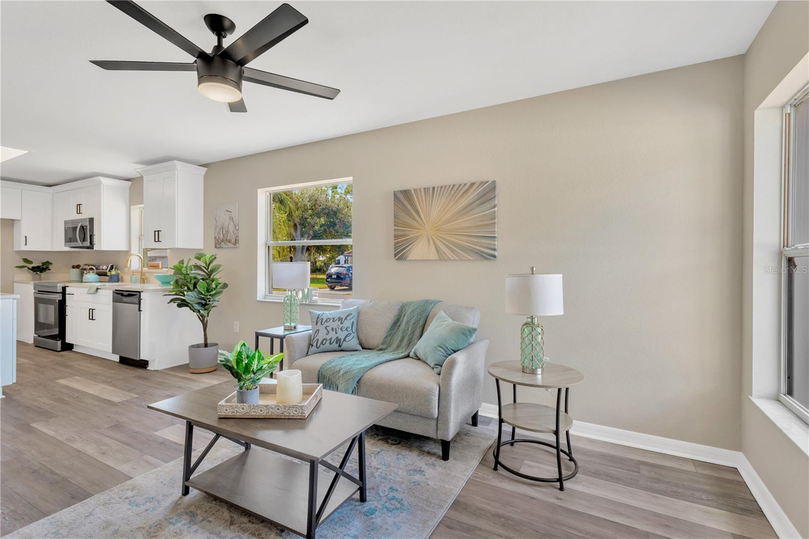 Image 4 of 20 For 1217 Ball Street