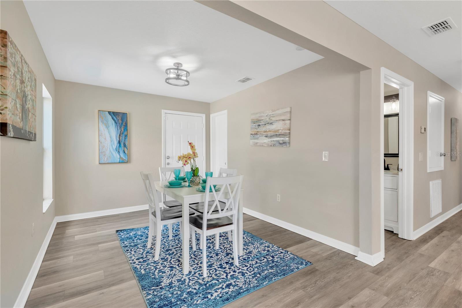 Image 7 of 20 For 1217 Ball Street