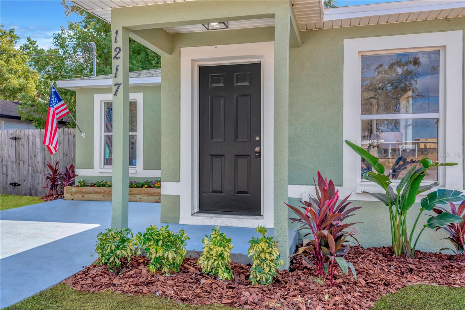 Image 9 of 20 For 1217 Ball Street