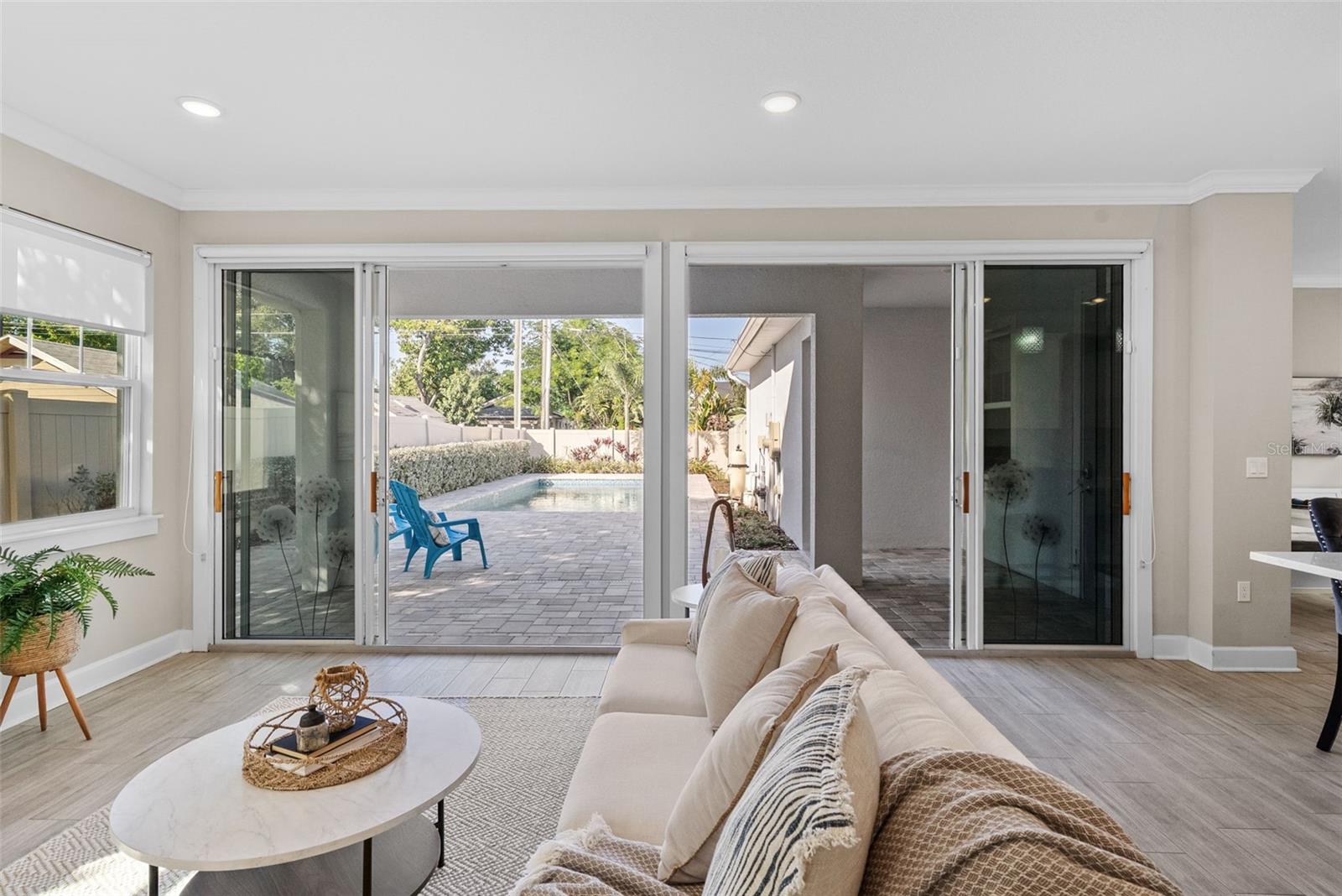 Image 15 of 48 For 2211 Burlington Avenue N