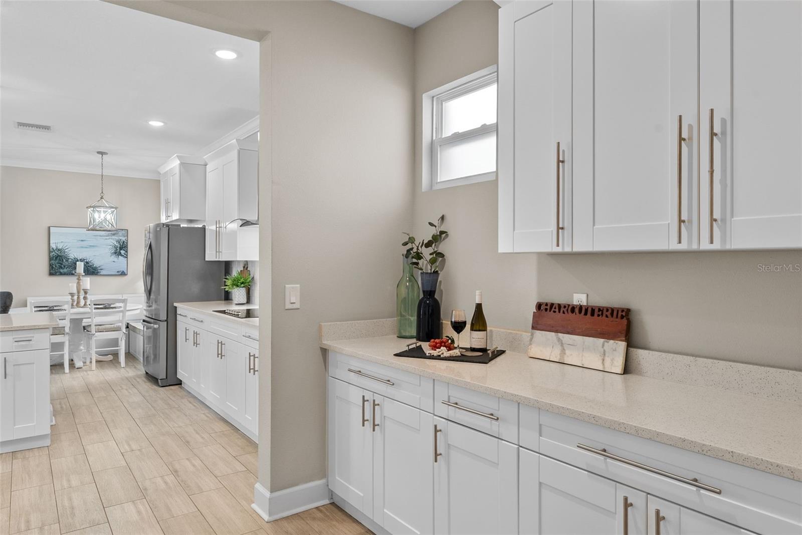 Image 22 of 48 For 2211 Burlington Avenue N