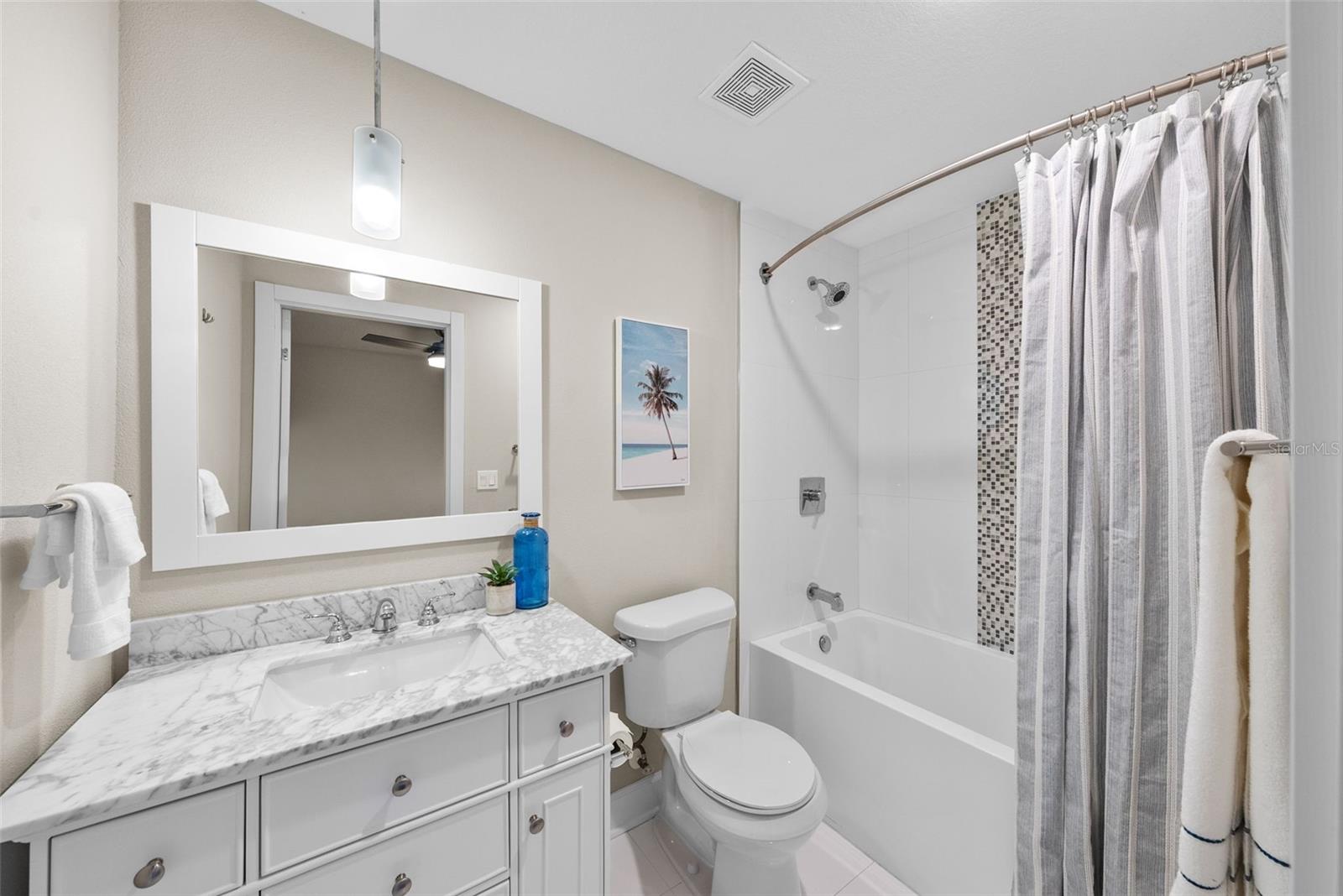 Image 40 of 48 For 2211 Burlington Avenue N