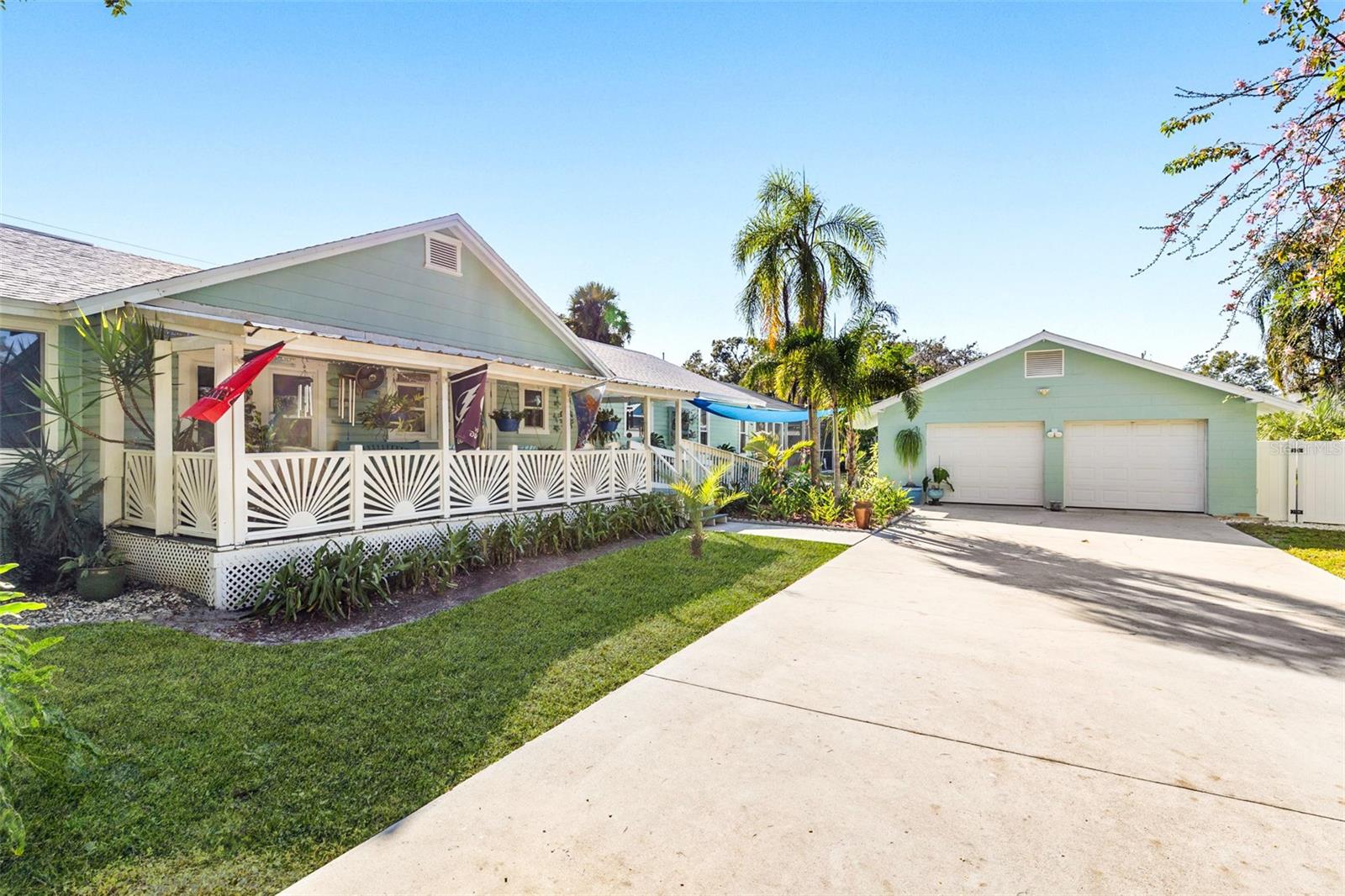 Image 2 of 42 For 8106 Boulevard