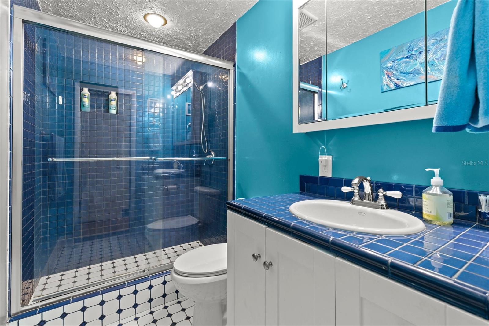 Image 22 of 42 For 8106 Boulevard