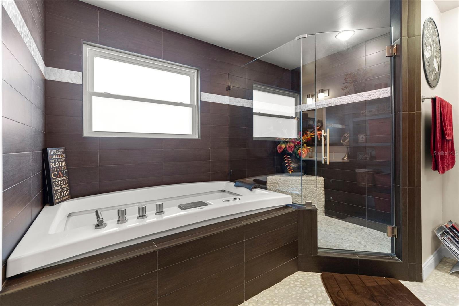 Image 27 of 42 For 8106 Boulevard