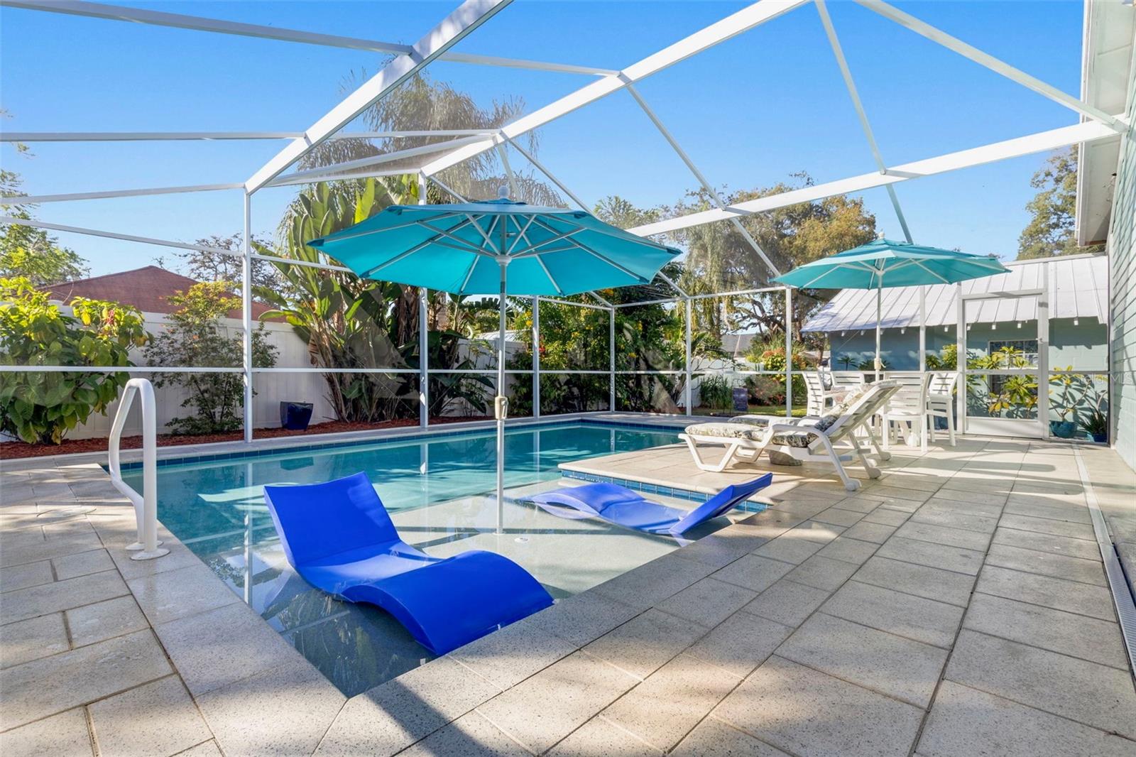 Image 33 of 42 For 8106 Boulevard