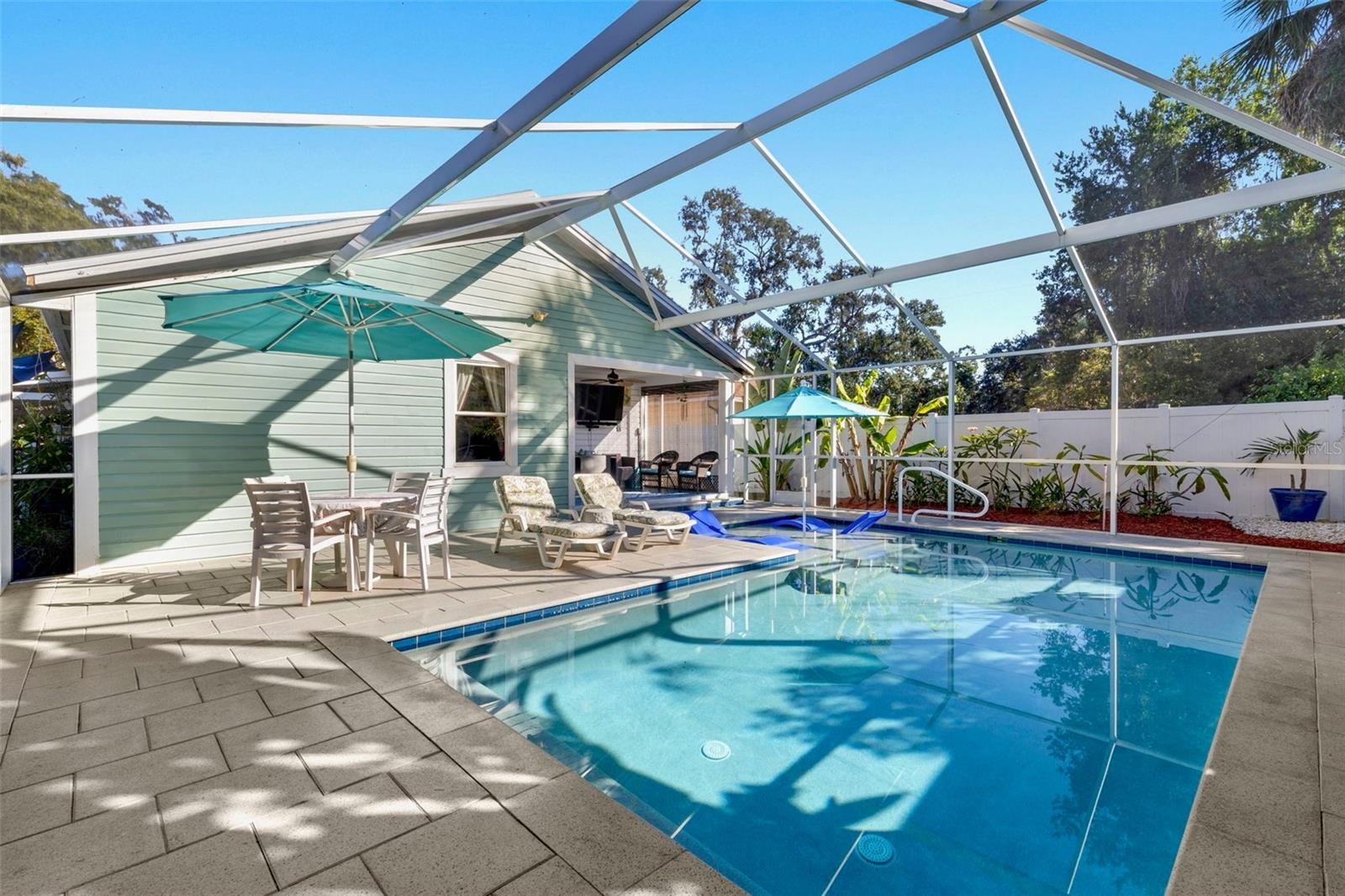 Image 36 of 42 For 8106 Boulevard