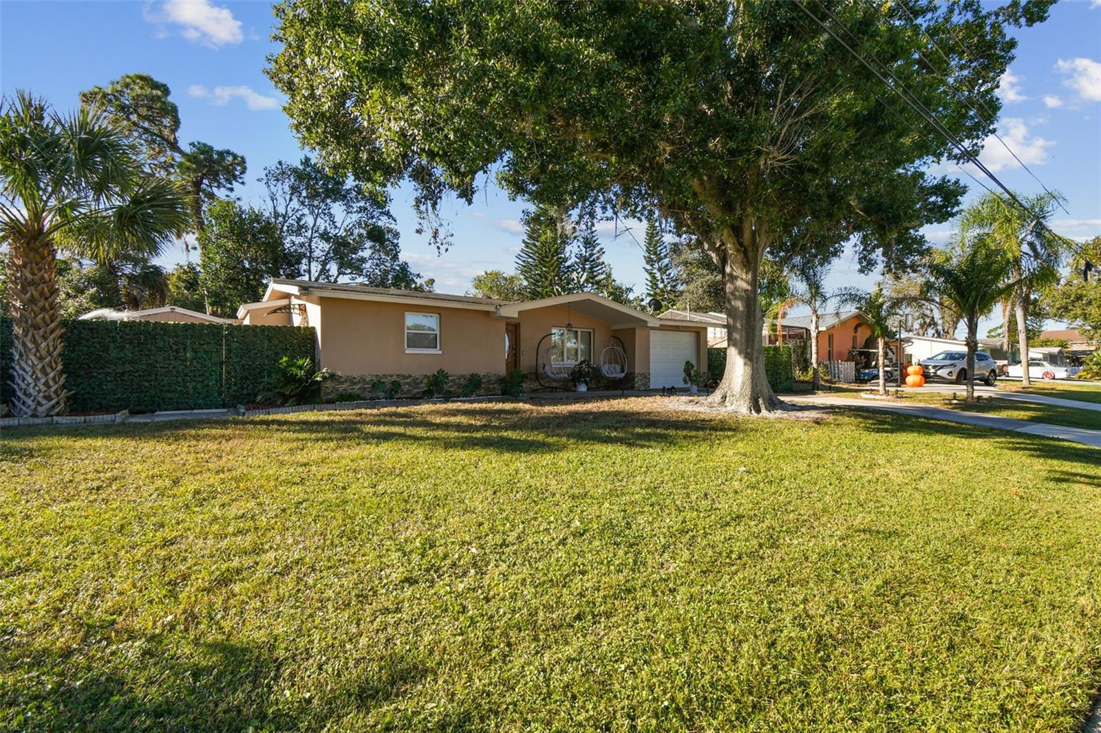 Image 2 of 79 For 226 Maple Avenue