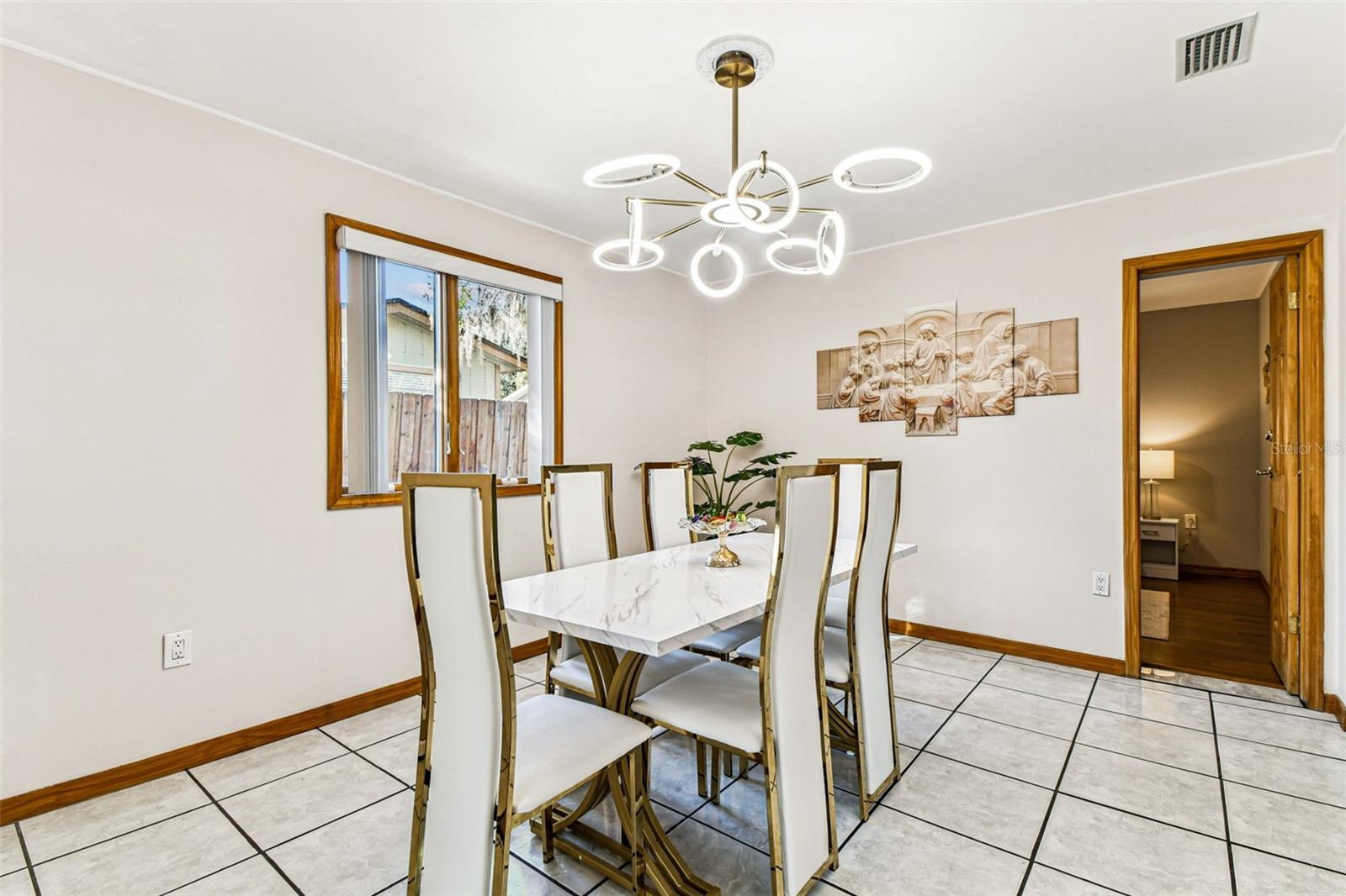 Image 22 of 79 For 226 Maple Avenue