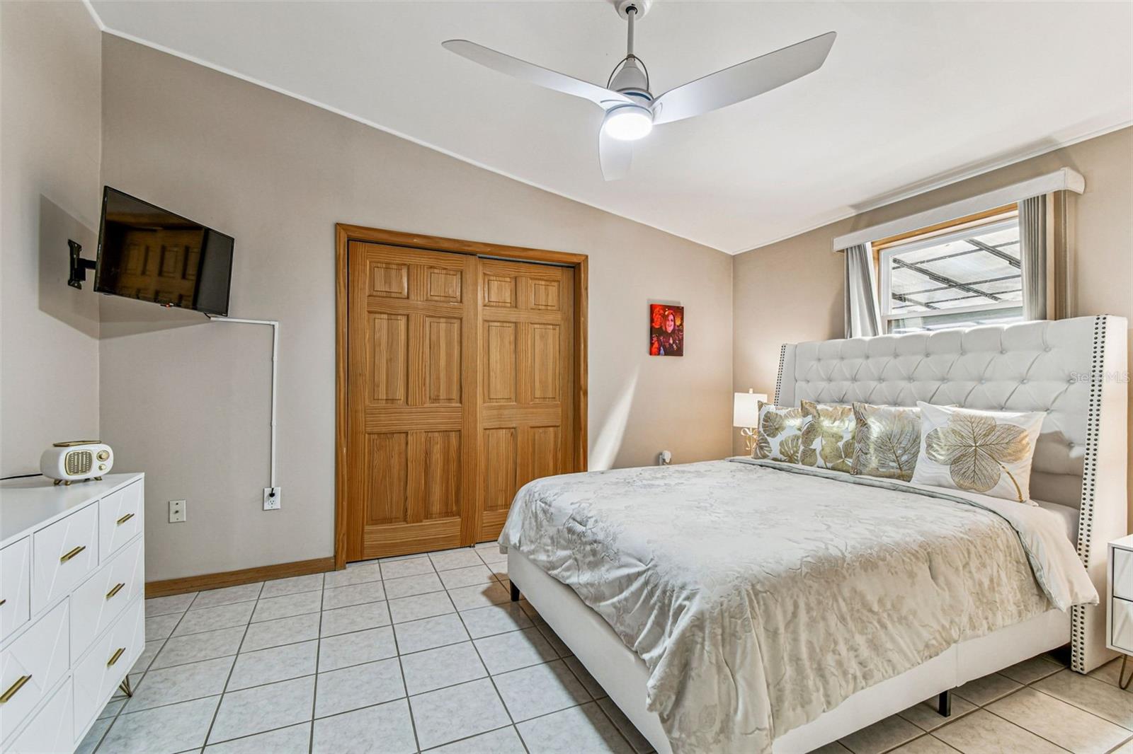 Image 31 of 79 For 226 Maple Avenue