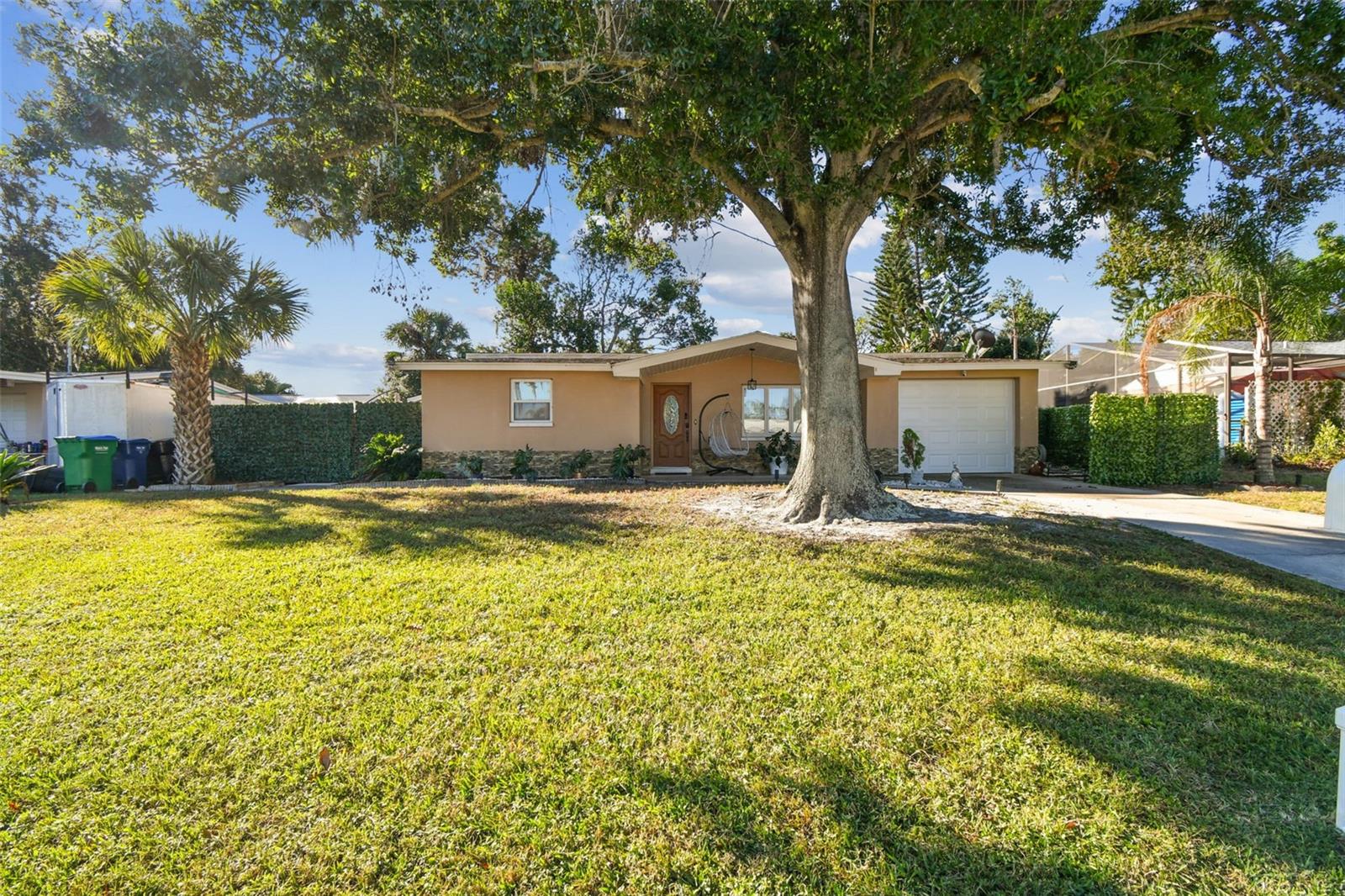 Image 4 of 79 For 226 Maple Avenue