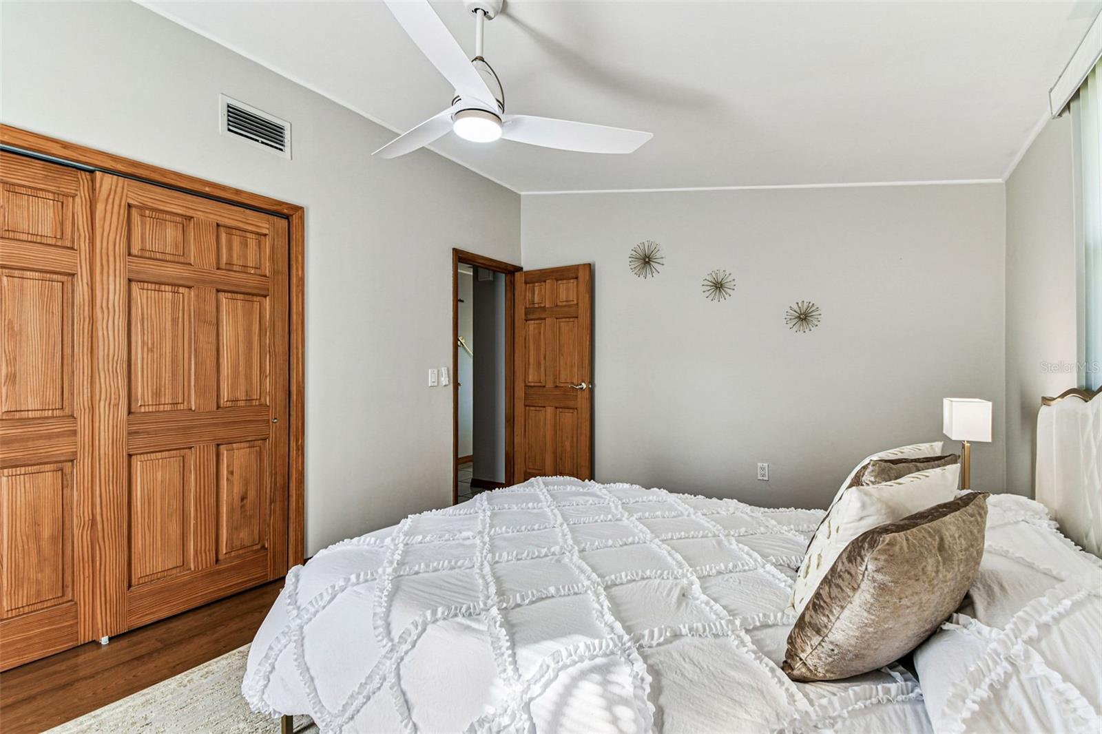 Image 44 of 79 For 226 Maple Avenue