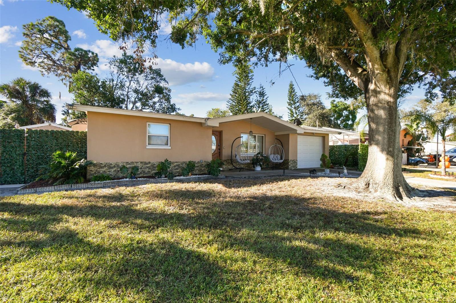 Image 5 of 79 For 226 Maple Avenue