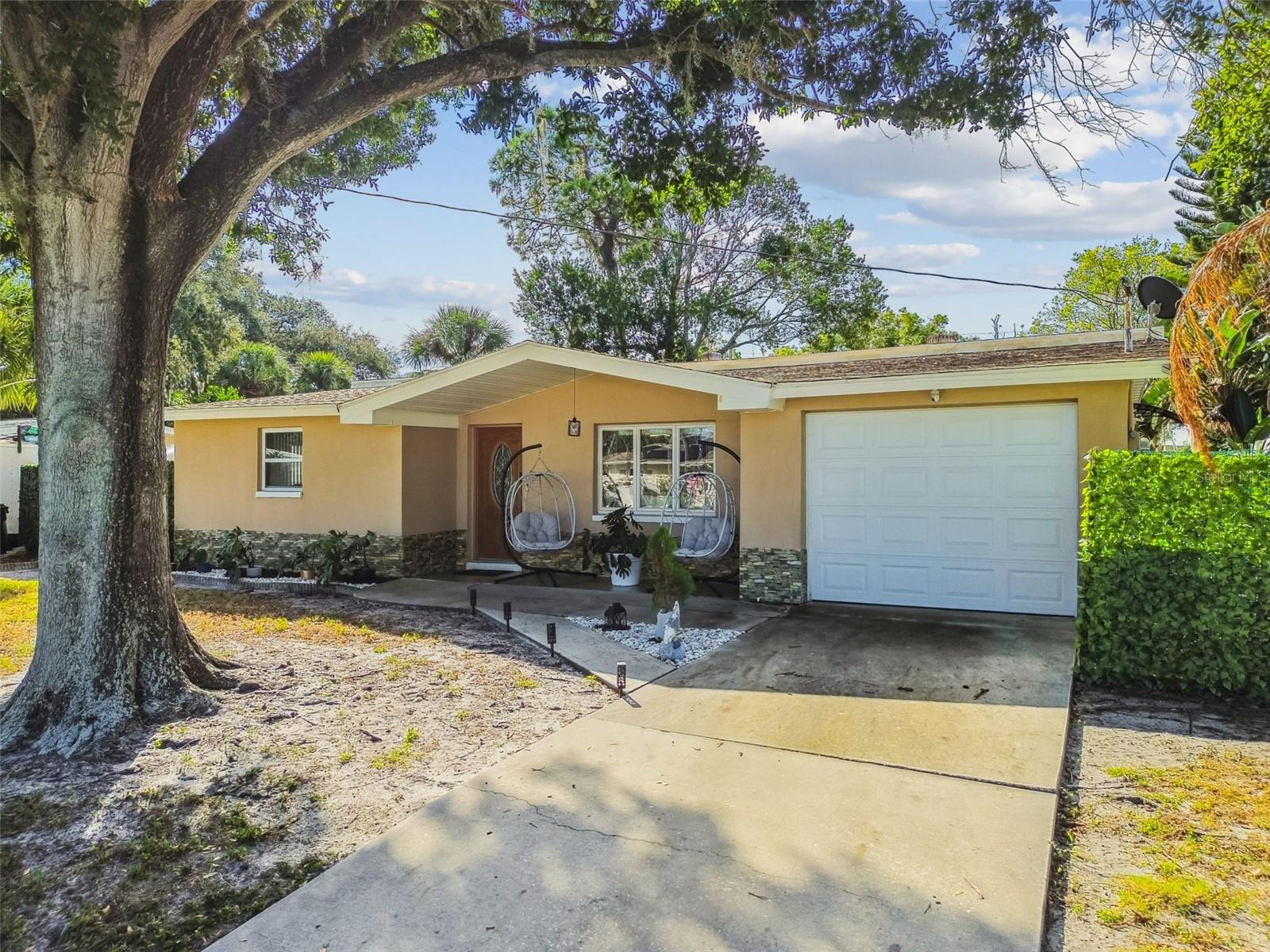 Image 66 of 79 For 226 Maple Avenue