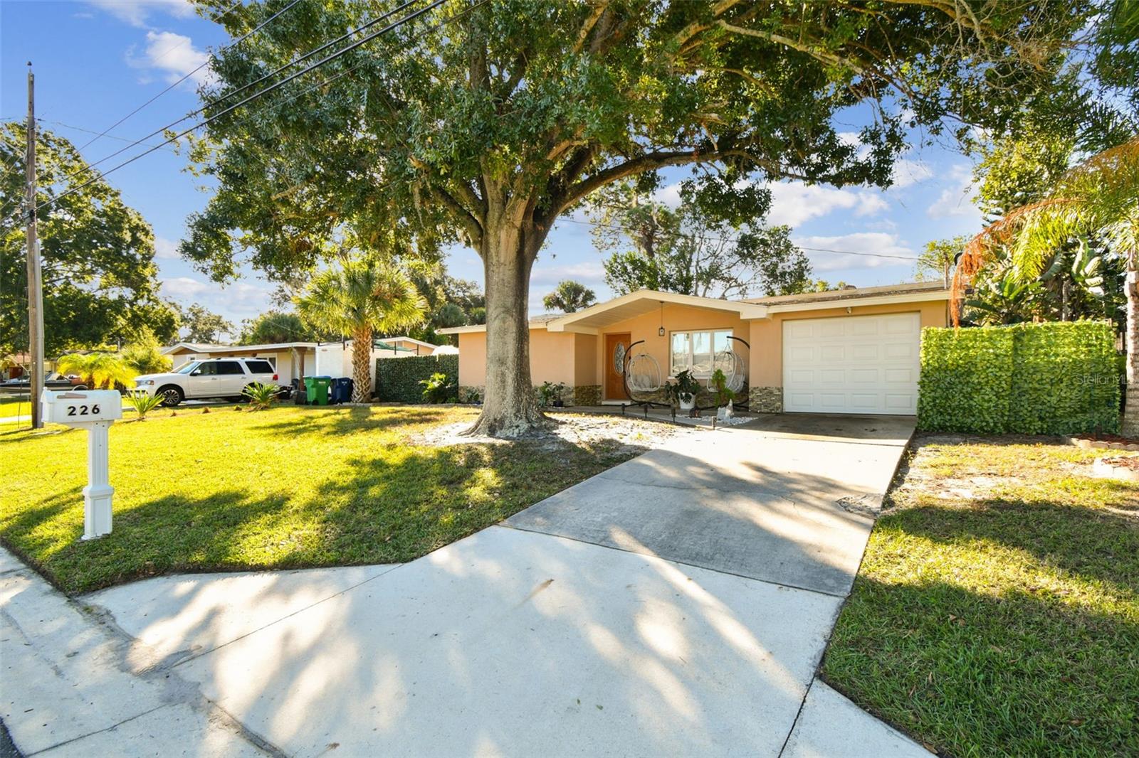 Image 7 of 79 For 226 Maple Avenue