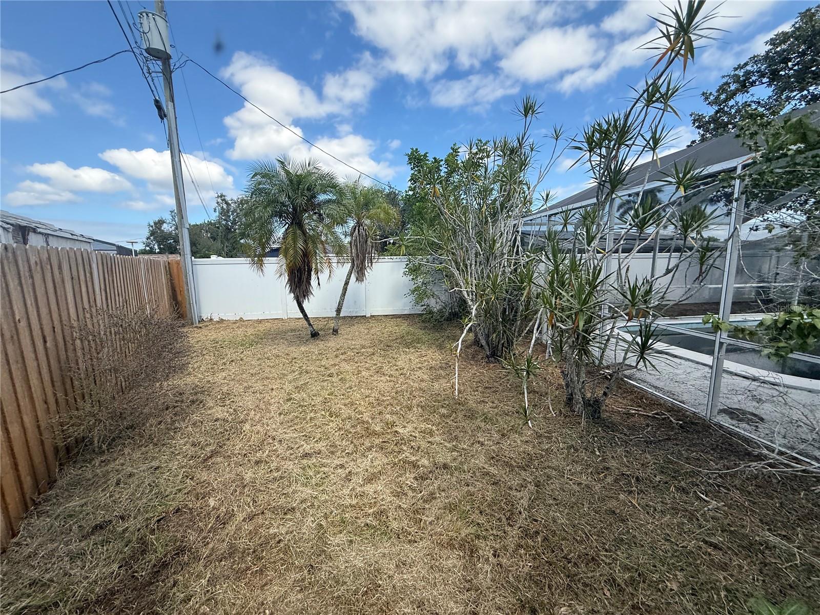 Image 14 of 19 For 4516 57th Street W