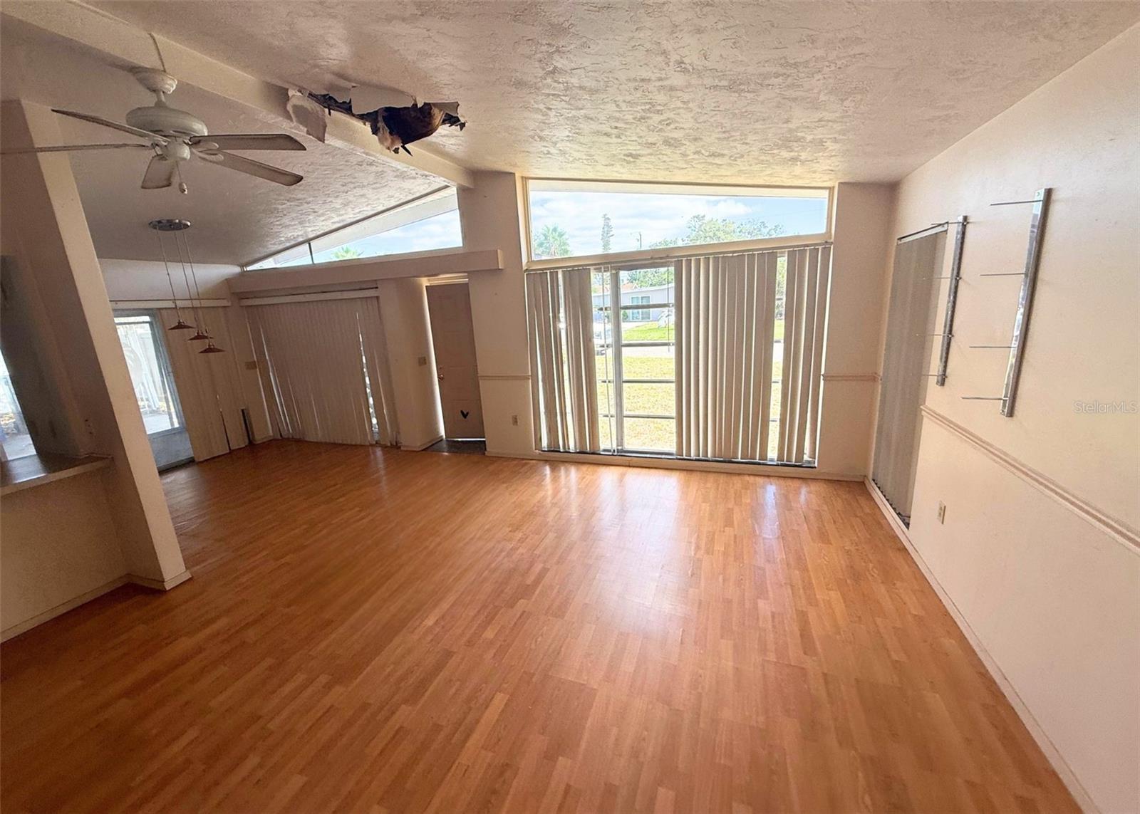 Image 4 of 19 For 4516 57th Street W