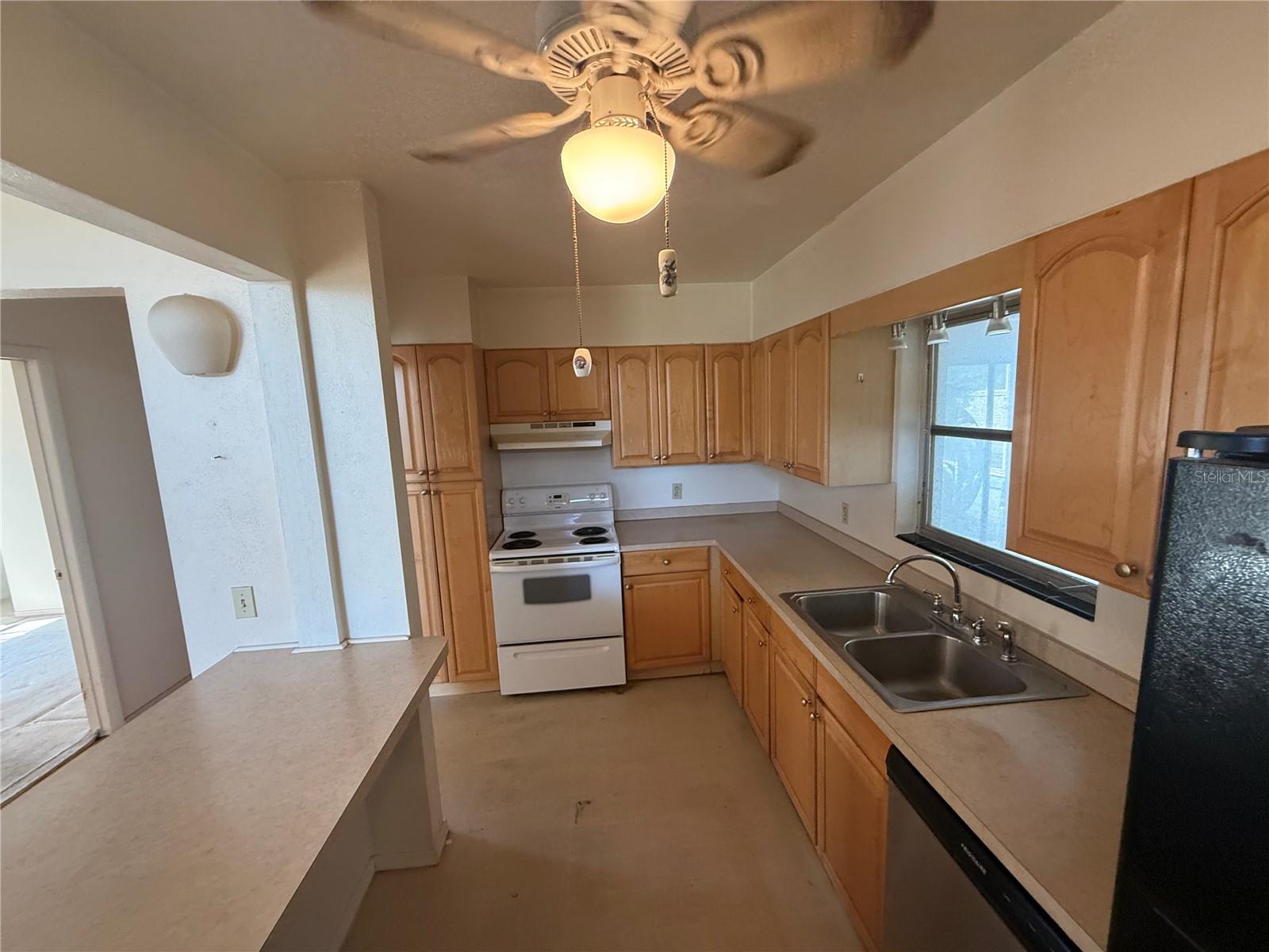 Image 5 of 19 For 4516 57th Street W