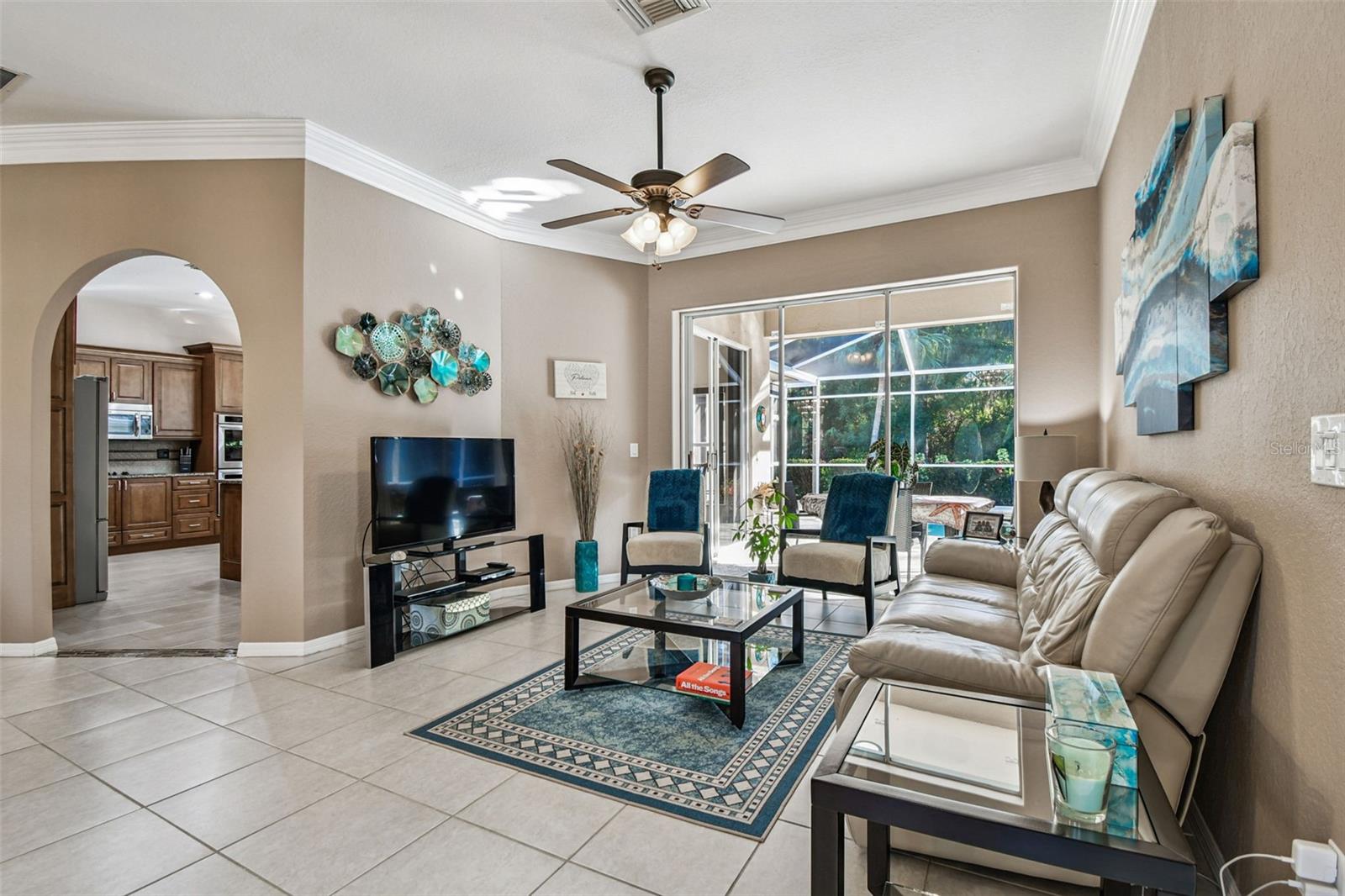 Image 11 of 94 For 1955 Dunloe Circle