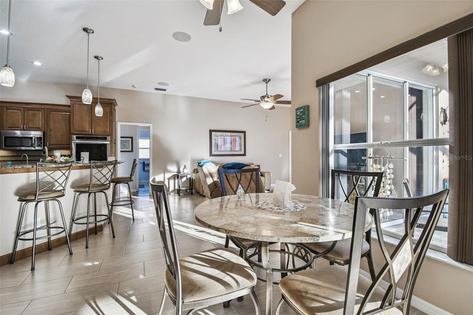 Image 30 of 94 For 1955 Dunloe Circle