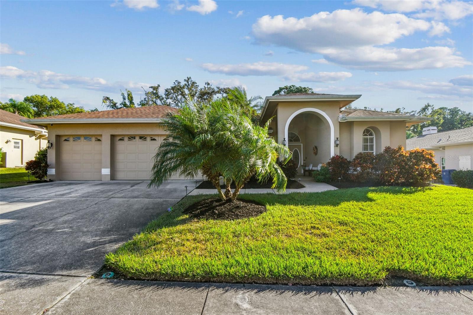 Image 5 of 94 For 1955 Dunloe Circle