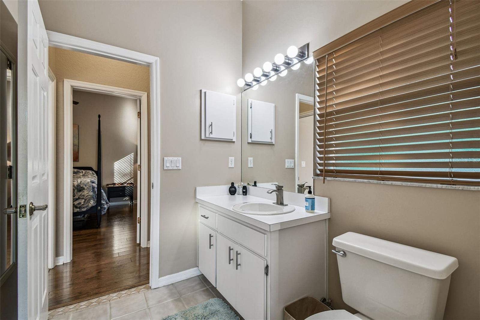 Image 53 of 94 For 1955 Dunloe Circle