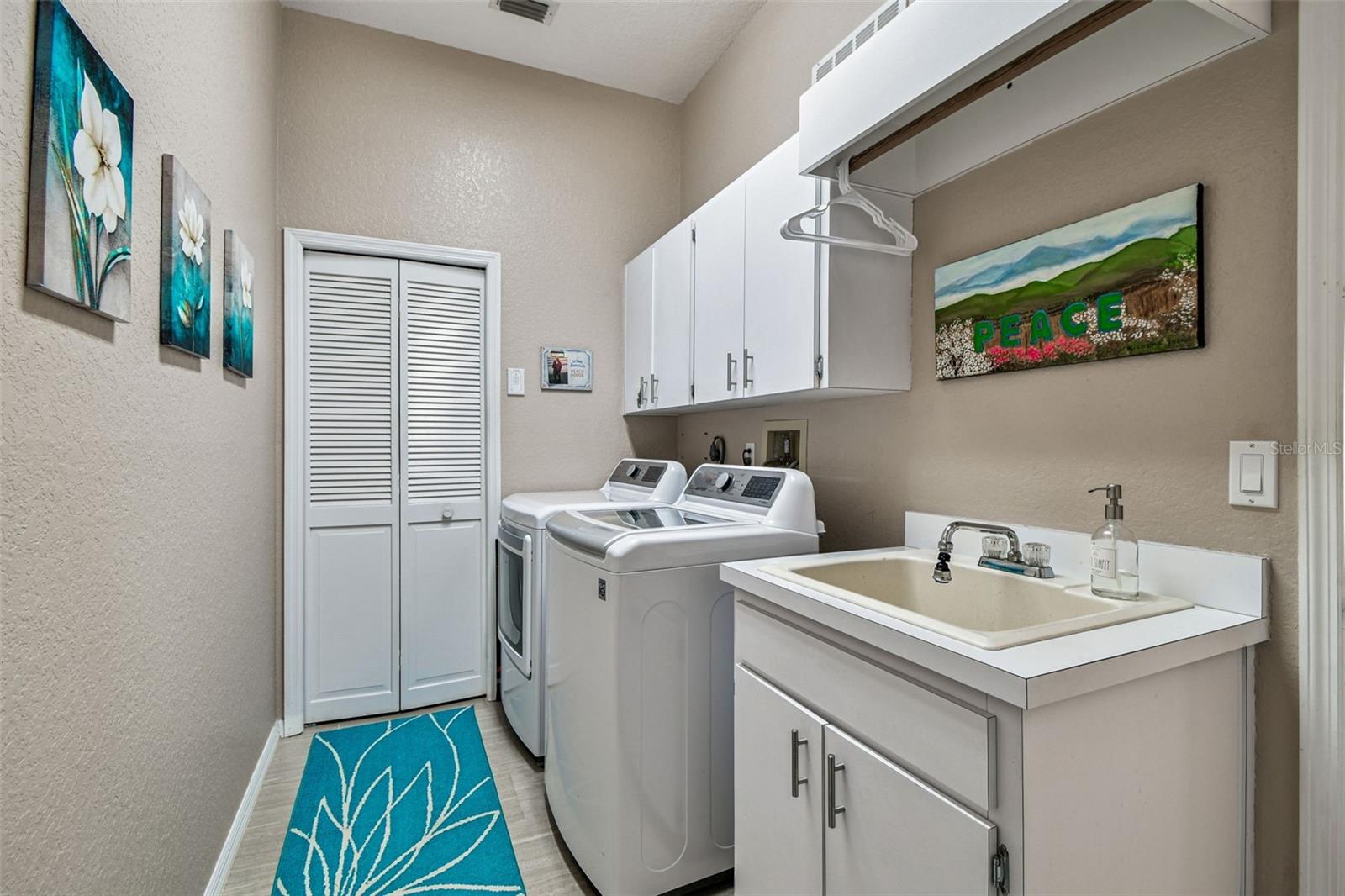 Image 62 of 94 For 1955 Dunloe Circle