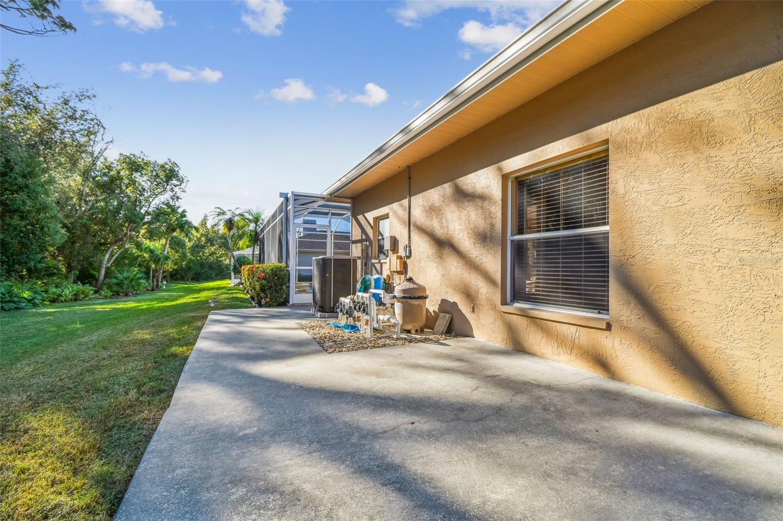 Image 74 of 94 For 1955 Dunloe Circle